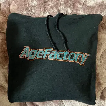 Age Factory 후드티