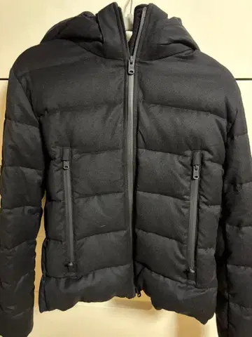 컨디션 최상 타트라스 아고르도 블랙 다운 자켓 S