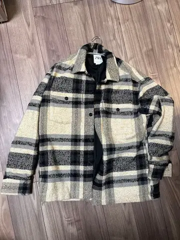 ZARA 체크 무늬 자켓 42