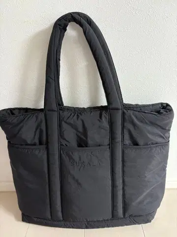 블랙 퀼팅 토트백