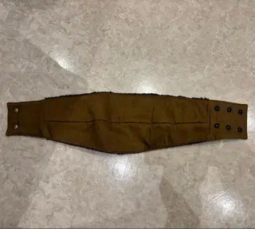 트로피 클로징 넥워머