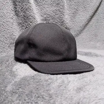 UNIVERSAL PRODUCTS 유니버설 프로덕트 캡 프리