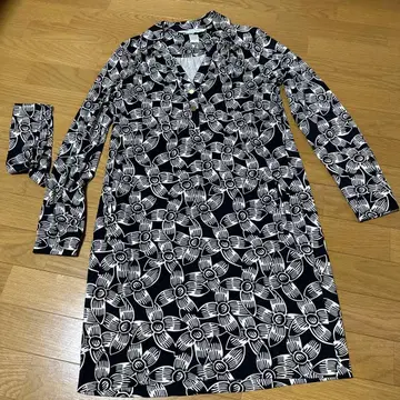 다이앤 폰 파스텐버그 4/M