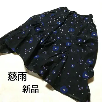 새상품 지우 플레어 스커트 블랙 컬러 꽃무늬 M 센소유니코