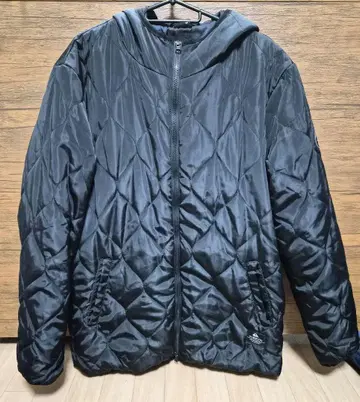 Quiksilver 퀼팅 자켓 블랙