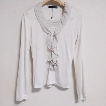 [ 택 포함 미사용 새상품 ] 22옥테이블 긴팔 티셔츠 프릴 무지 그레이