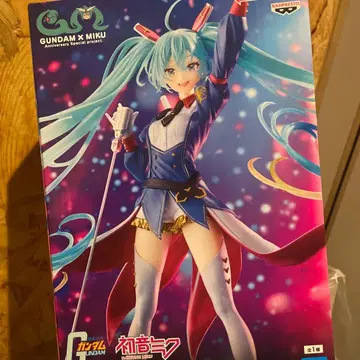 하츠네 미쿠 GUNDAM 콜라보 피규어