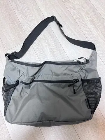 SnowPeak Everyday Use Middle ShoulderBag