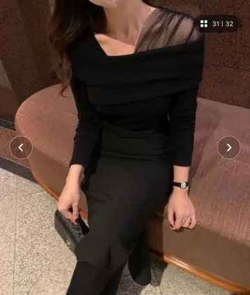 by muni:r 페미닌 오프숄더 니트