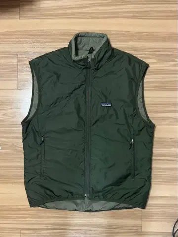 00s 파타고니아 퍼프볼 베스트 M 충전솜 그린