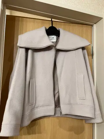 새상품급 마이 스트라다 옅은 핑크 지퍼 달린 자켓 사이즈 36