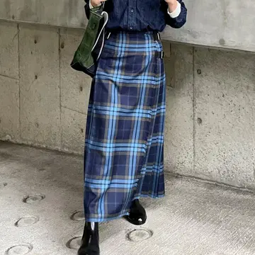 오닐 오브 더블린 퀼트 플리츠 맥시 스커트 DERRORA