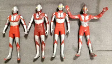 울트라맨 소프트 비닐 액션 피규어 4개 세트