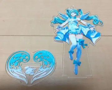 하츠네 미쿠 하트형 스탠드 부착 아크릴 스탠드