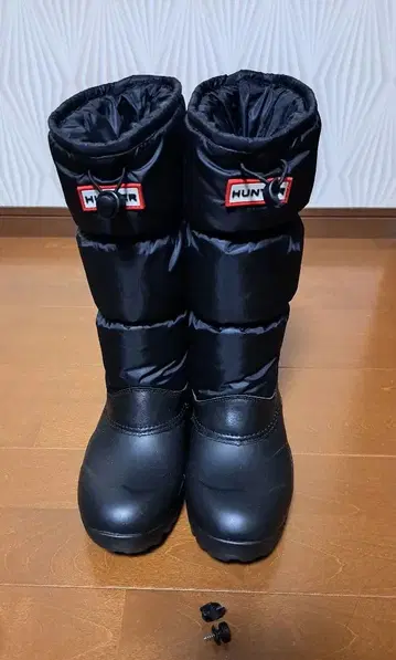 HUNTER 스노우 퀼트 부츠 블랙