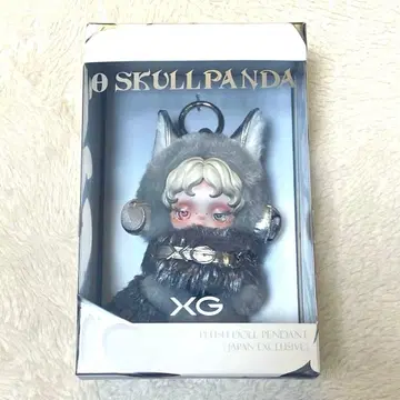 미개봉 새상품 스컬팬더 skullpanda XG 콜라보 일본 한정판!