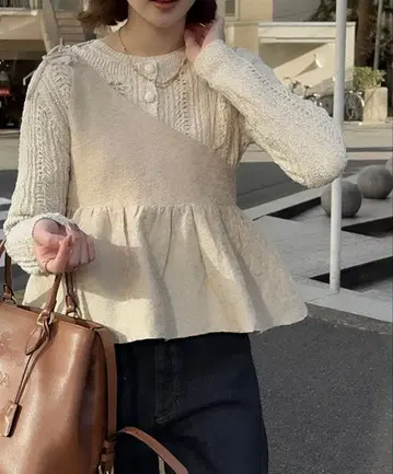 Eaphi 플라워 자카드 페플럼