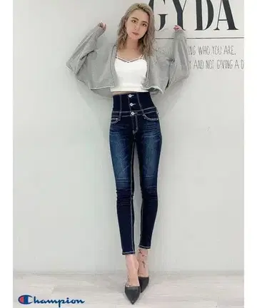 [ 새상품급 ] GYDA 하이웨스트 스키니 팬츠 xxs 인디고