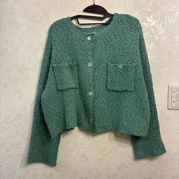 민트 그린 니트 가디건 버튼 포함