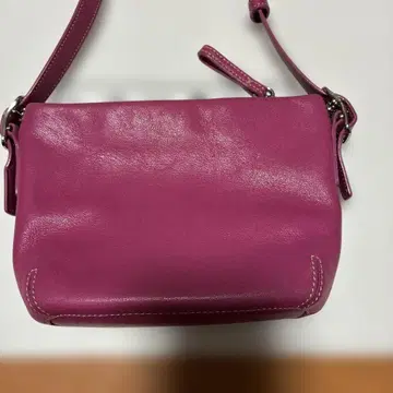 핑크 가죽 숄더백