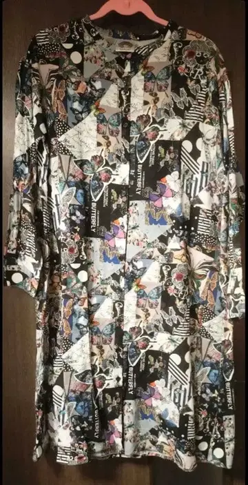 스칼라 역대 나비 패턴 프린트 긴팔 프론트 오픈 원피스