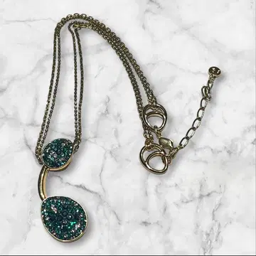 스와로브스키 그린 스톤 더블 모티브 목걸이