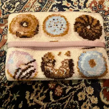 러브러리 페이 모그모그 도넛 티슈 파우치