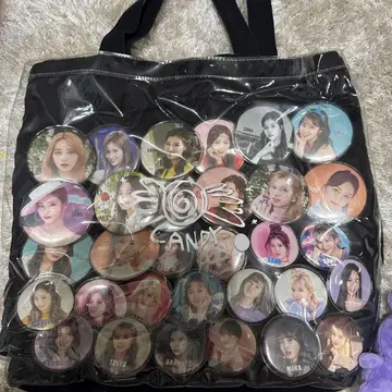 TWICE 러블리 캔뱃지 토트백