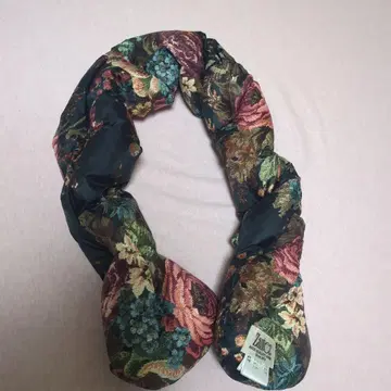 Zanter 꽃무늬 다운 머플러 가볍고 따뜻한