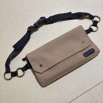 CLANE 베이지 힙색