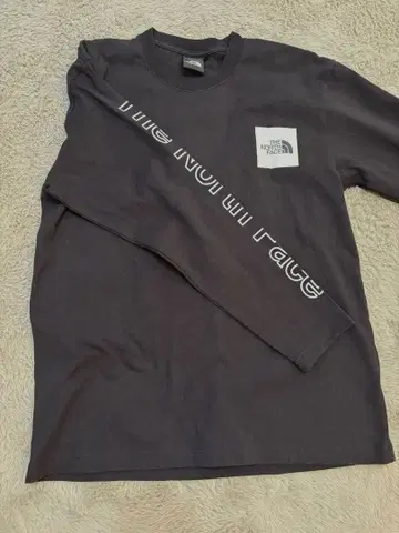 THE NORTH FACE 롱 슬리브 티셔츠 블랙