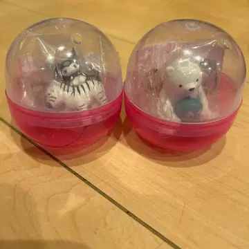 화이트 베어와 호랑이 캡슐 토이 세트