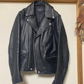 AUTHENTIC WEAR 블랙 가죽 라이더 자켓