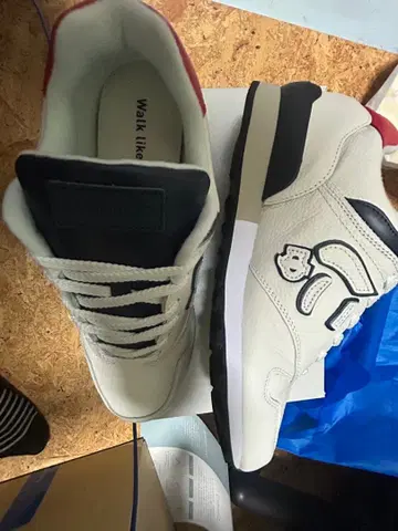 [뉴이즈] 트리콜로르 10주년 기념 모델 추첨 판매 한정품 28cm