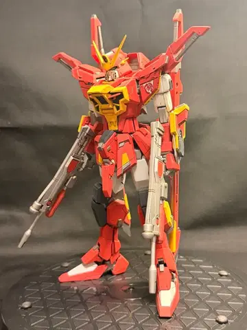 건담 프라모델 ? 1/100 소드 칼라미티