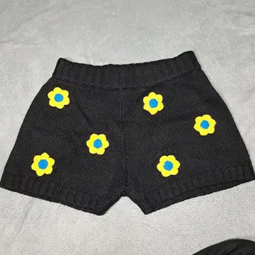 CANDY STRIPPER FLOWER CROCHET KNIT 팬츠