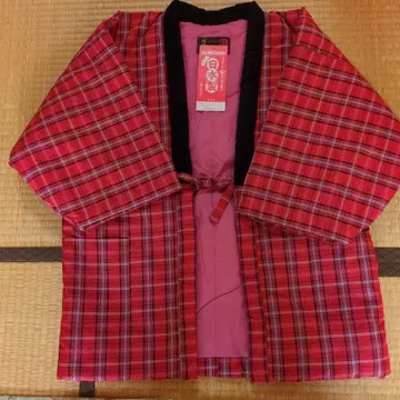 미사용 일본제 빨간색과 검은색 체크 무늬 도테라 기장 약 75cm