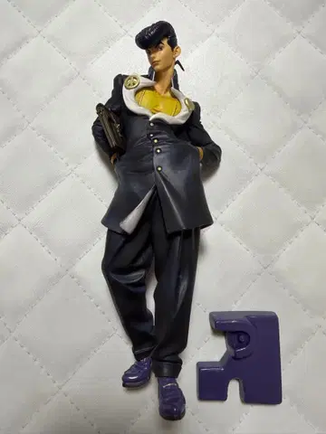 죠죠의 기묘한 모험 다이아몬드는 부서지지 않는다 [ 히가시카타 죠스케 ]