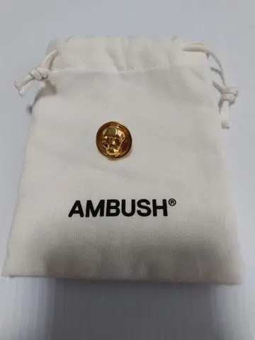 AMBUSH 골드 스컬 귀걸이(한쪽용)