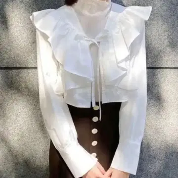 코코딜 리브 터틀 x 프릴 볼레로 세트