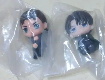 진격의 거인 허그 코트 총 2점 세트