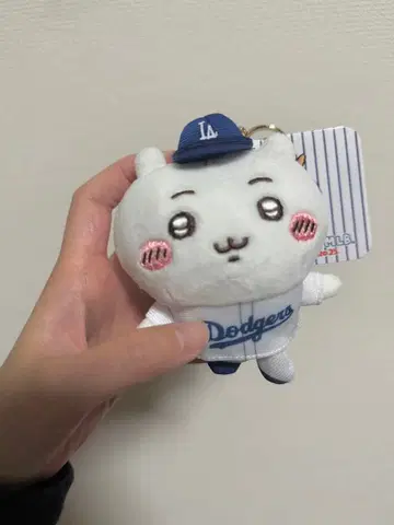 치이카와 (먼작귀) x MLB TOKYO SERIES 마스코트 (다저스)