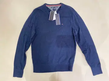 택 포함 새상품 TOMMY HILFIGER 네이비 V넥 스웨터 S사이즈