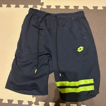 네이비 스트라이프 숏팬츠