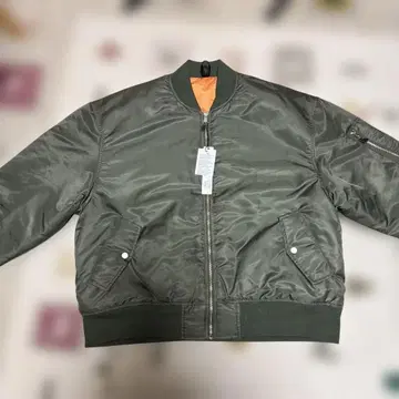 올리브 그린 MA-1 플라이트 자켓