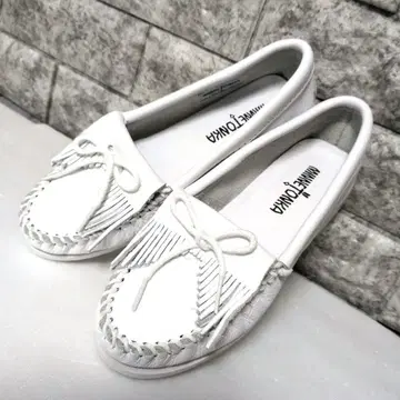 새상품급 미네통카 MINNETONKA 데크 슈즈 화이트 가죽 5