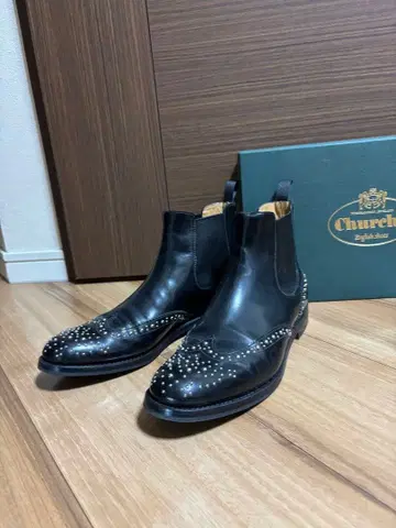 처치 스터드 부츠