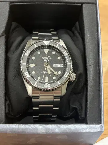 SEIKO 자동 시계 블랙 SBSA225