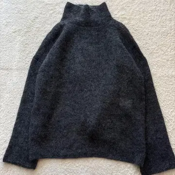 24AW Whim Gazette KID 모헤어 터틀넥 풀오버