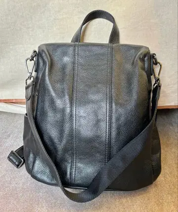 블랙 가죽 럭색 백팩